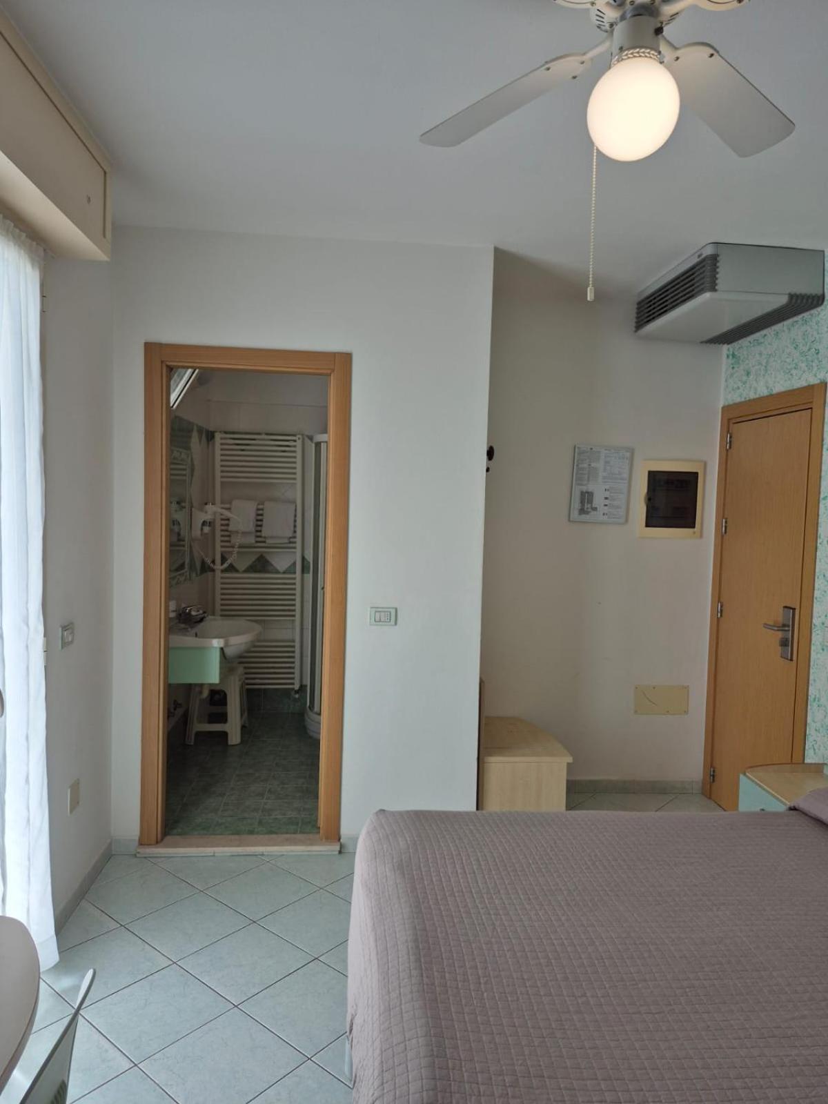 Hotel Romagna Cattolica Exterior foto